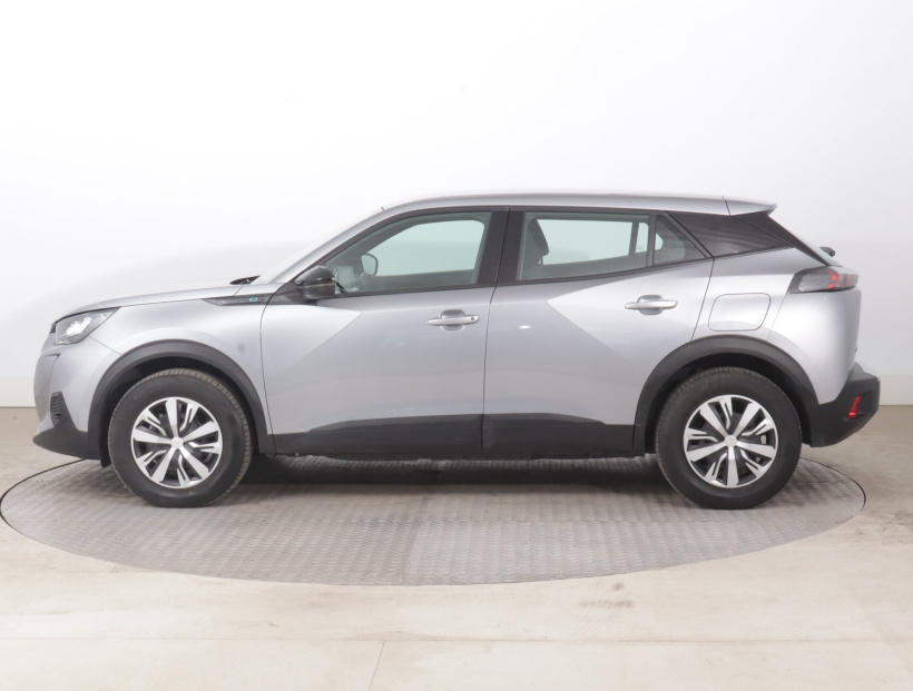 Peugeot e-2008, 2023