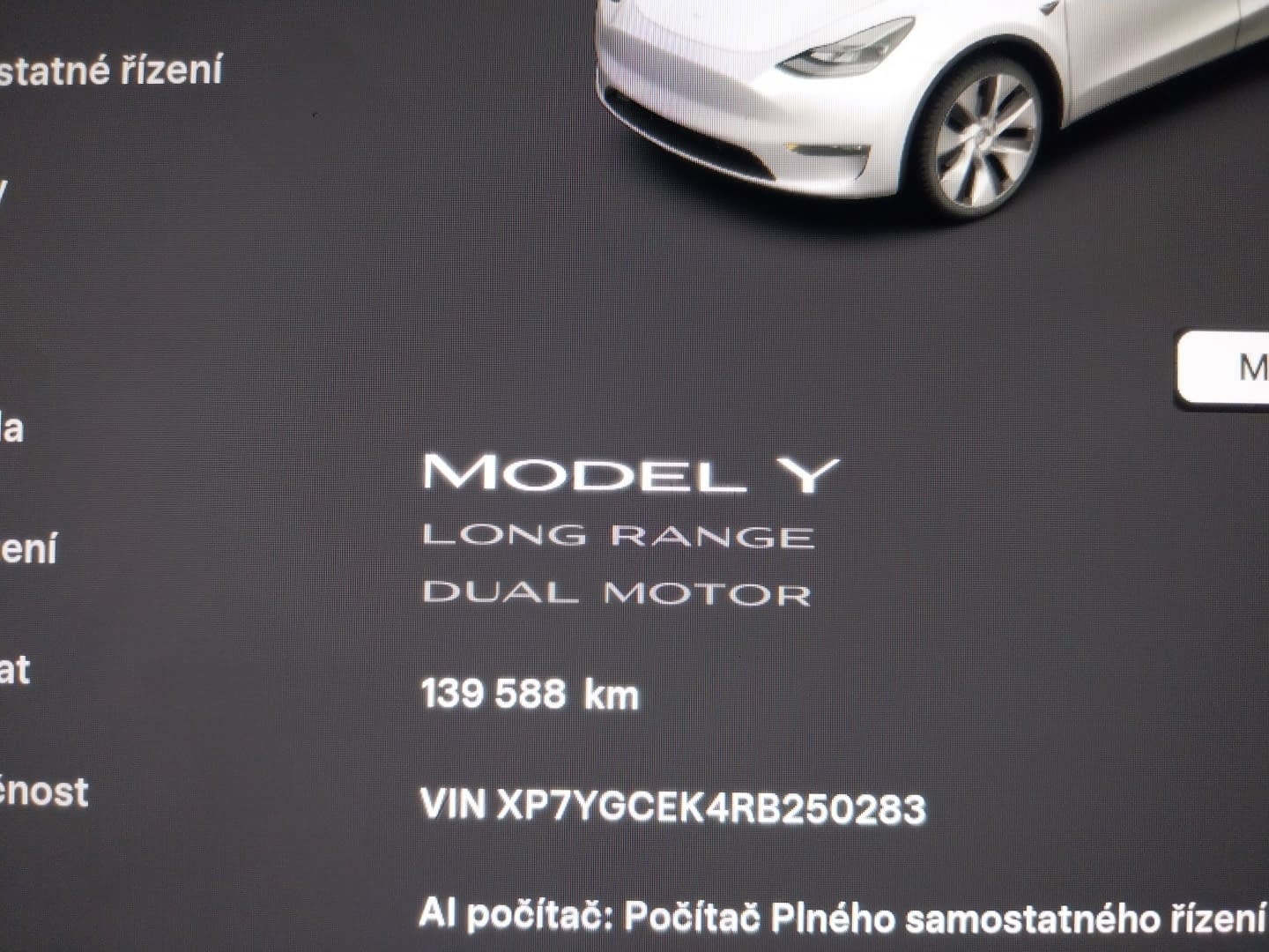 Tesla Model Y - 2023