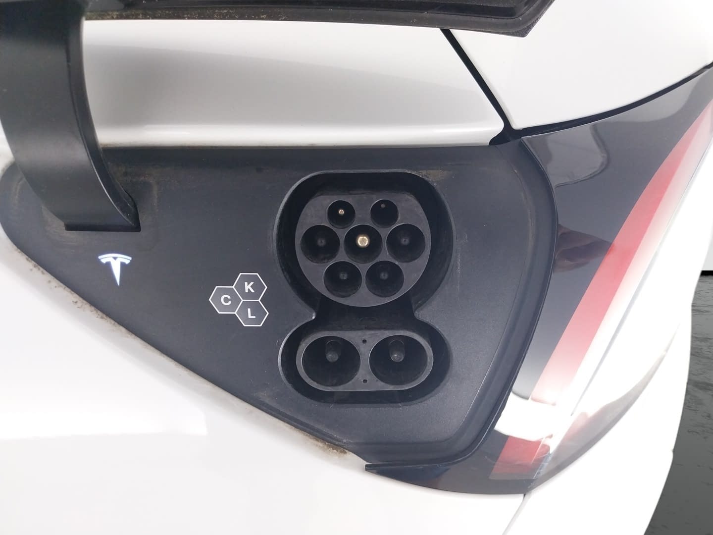 Tesla Model Y - 2023