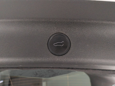 Tesla Model Y - 2023