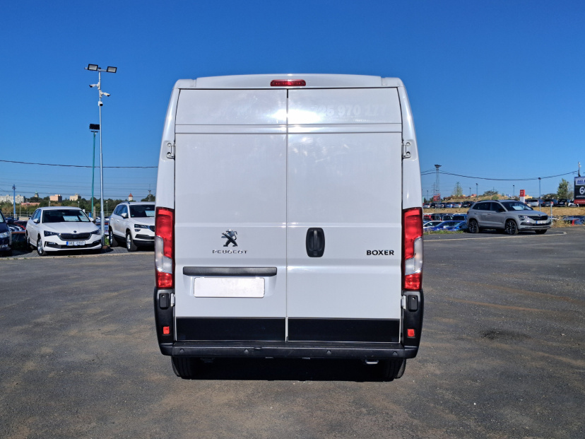 Peugeot Boxer, 2024