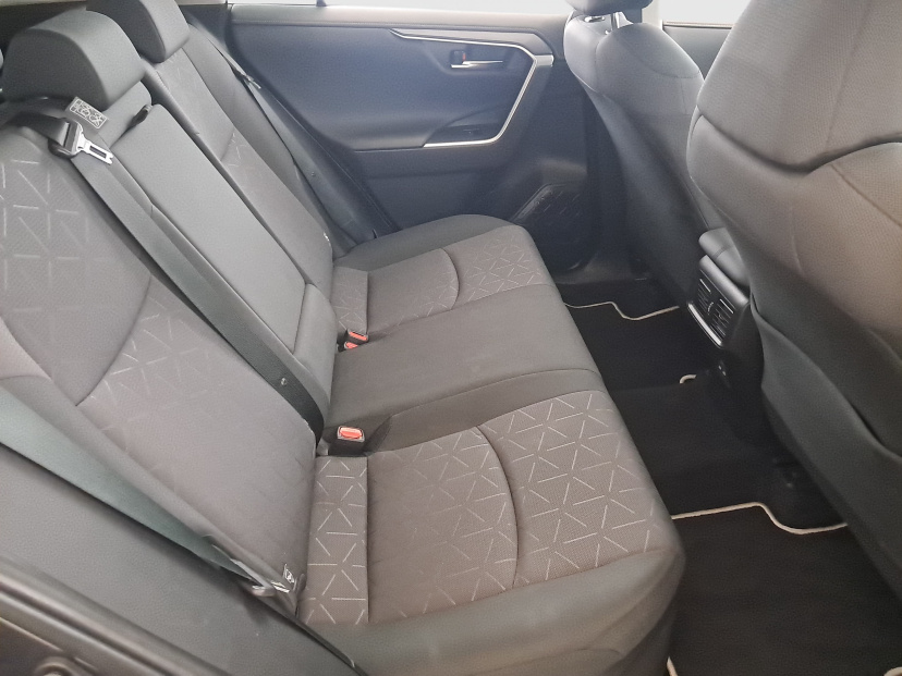 Toyota RAV 4, 2023