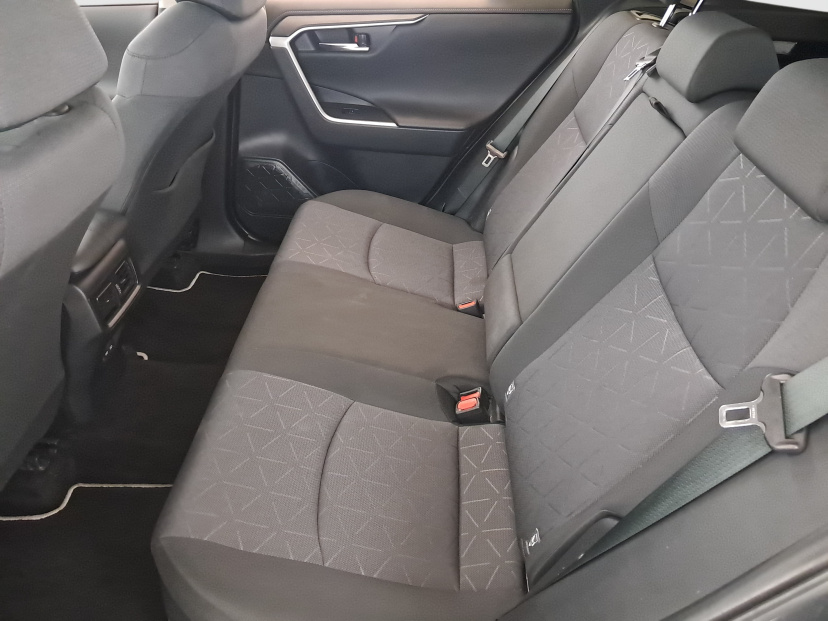 Toyota RAV 4, 2023