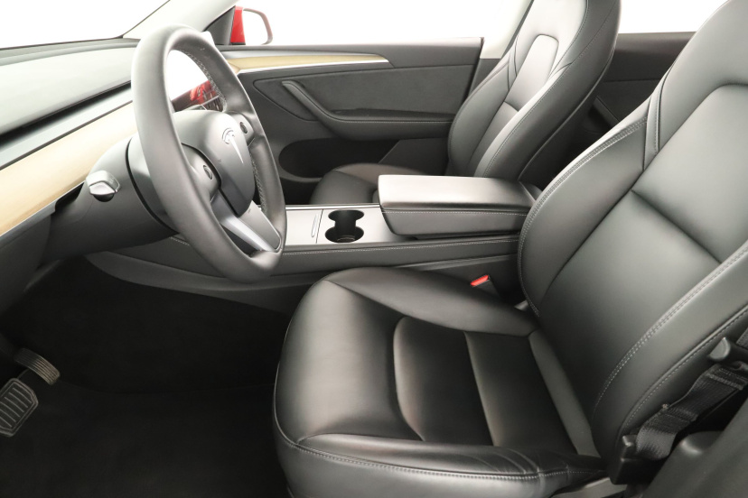 Tesla Model Y, 2022