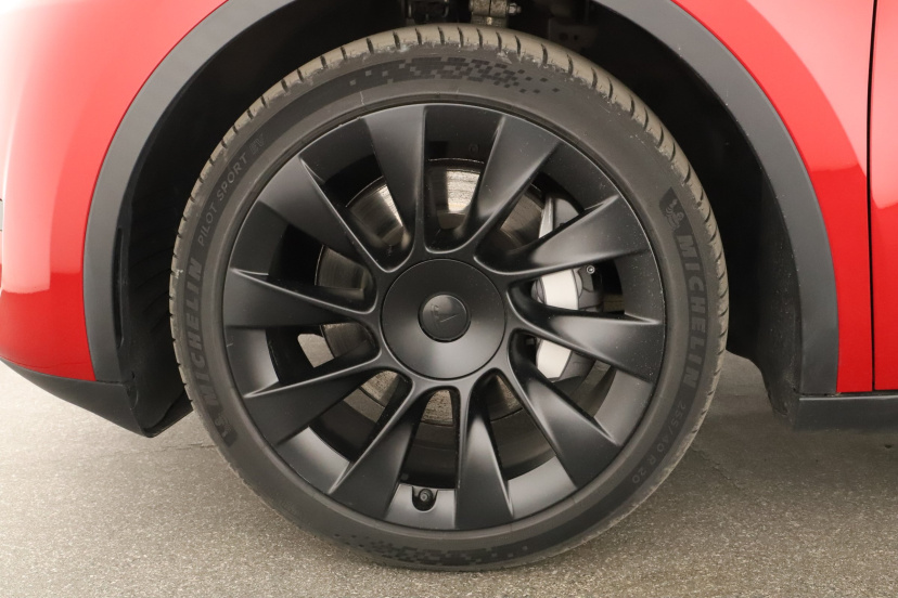Tesla Model Y, 2022