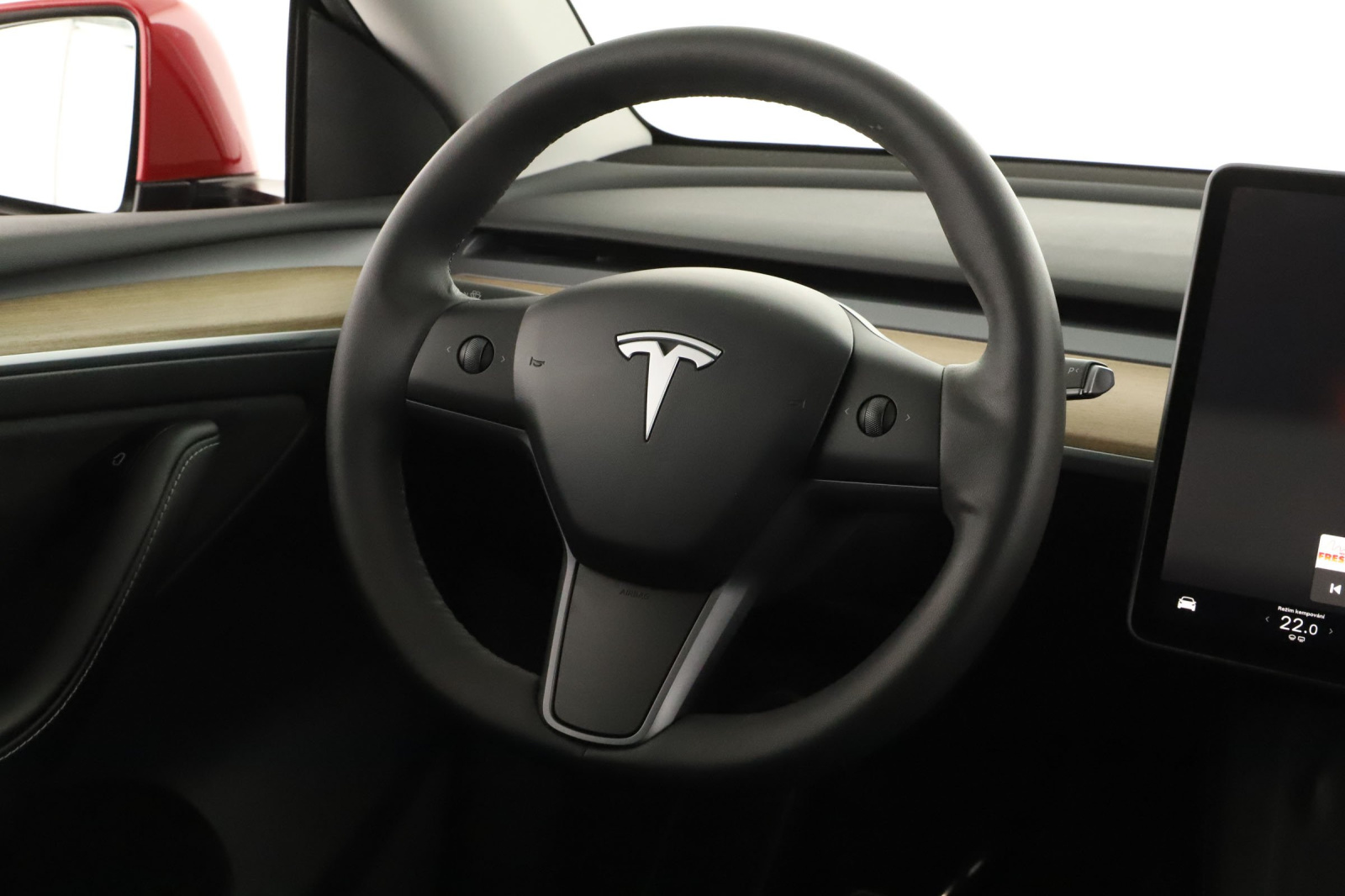 Tesla Model Y Standard Range – fotografie 26