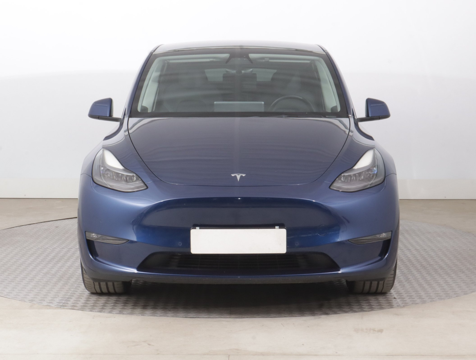 Tesla Model Y Long Range AWD – fotografie 2
