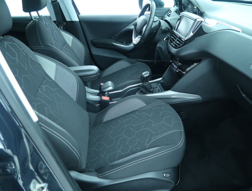 Peugeot 2008, 2018