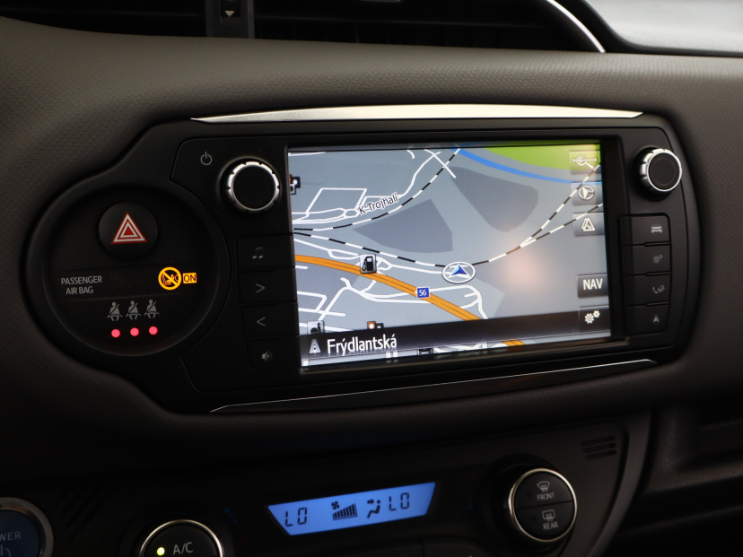 Toyota Yaris, 2015