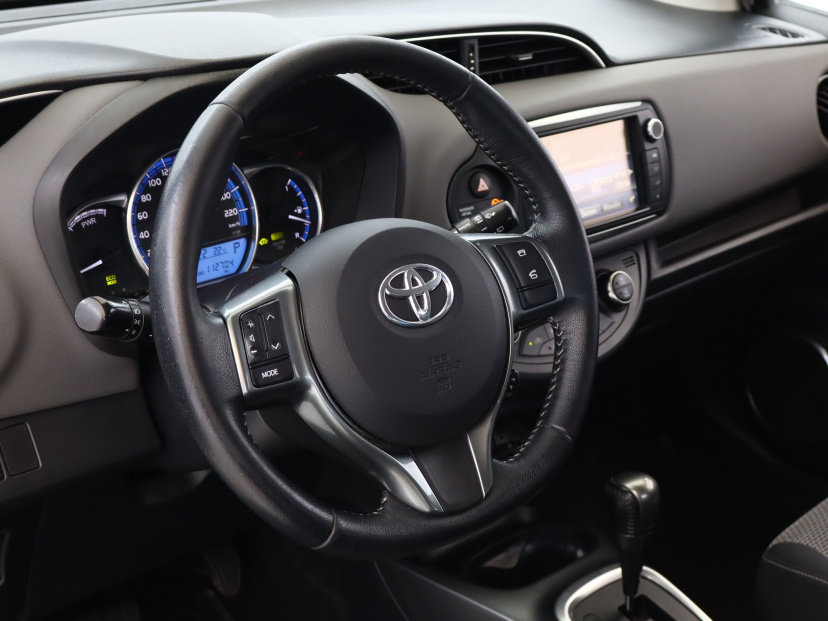 Toyota Yaris, 2015