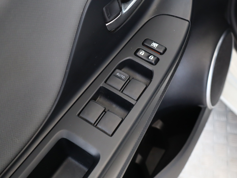 Toyota Yaris, 2015