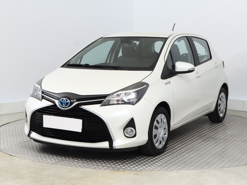 Toyota Yaris, 2015