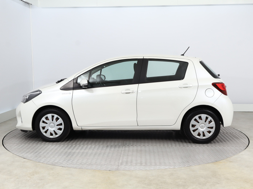 Toyota Yaris, 2015