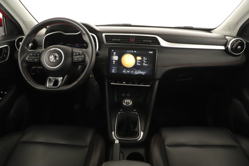 MG ZS SUV, 2023