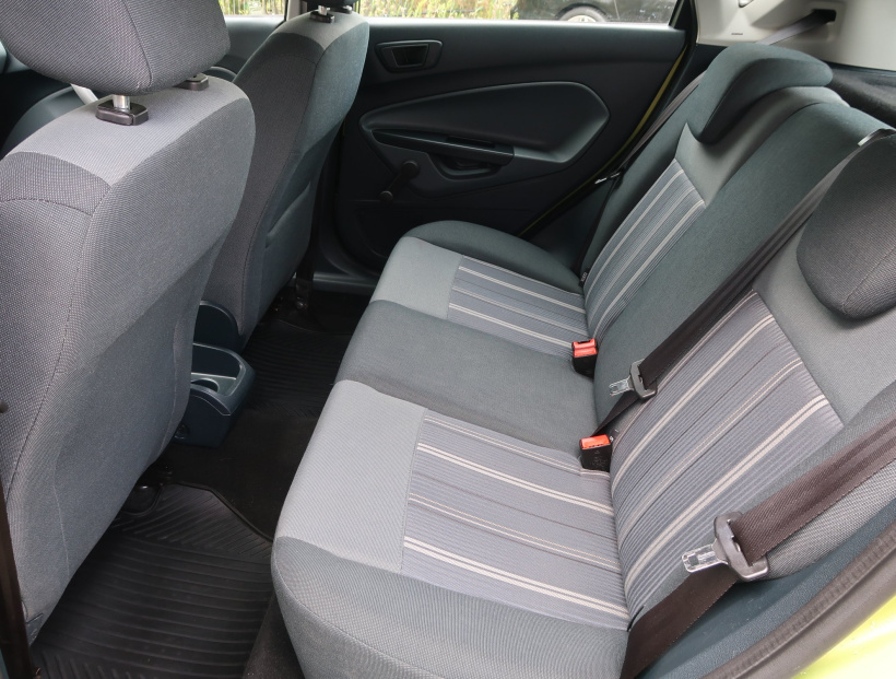Ford Fiesta, 2010