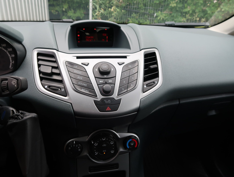 Ford Fiesta, 2010
