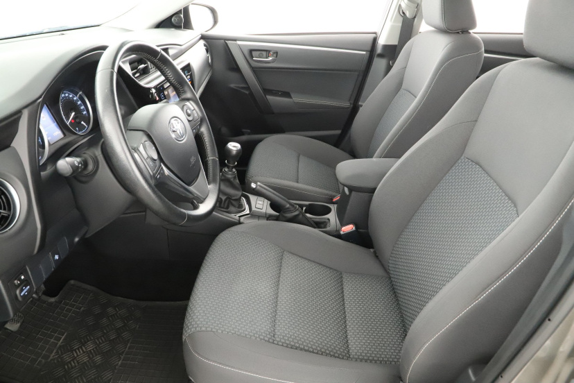 Toyota Corolla, 2017