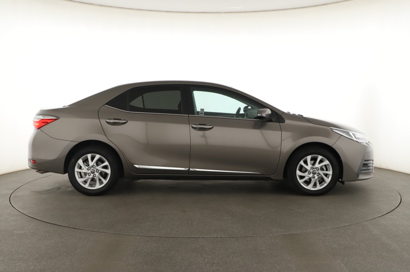 Toyota Corolla, 2017