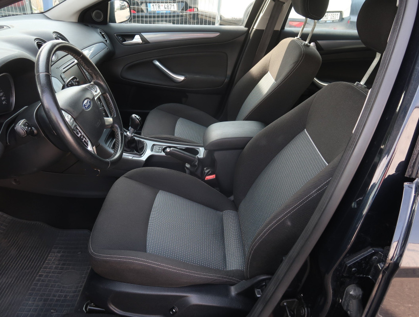 Ford Mondeo, 2012