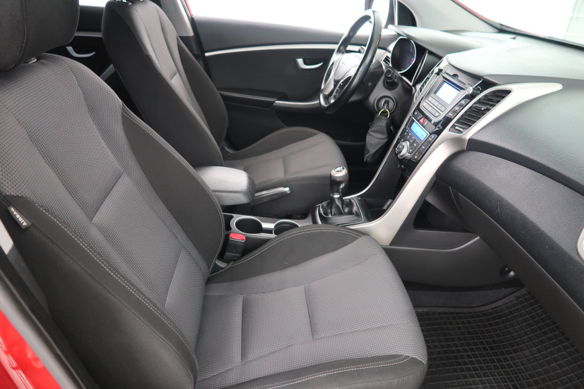 Hyundai i30, 2016
