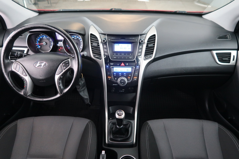 Hyundai i30, 2016