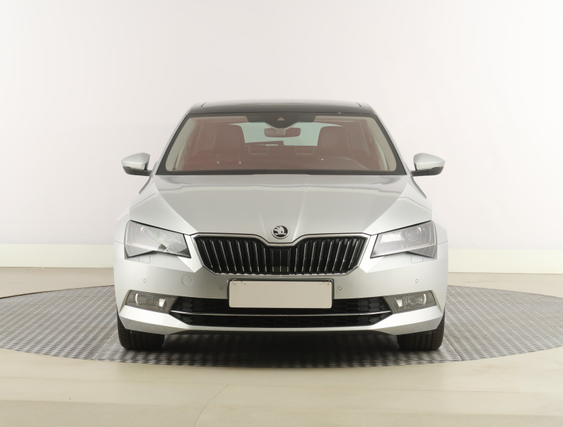 Škoda Superb, 2016