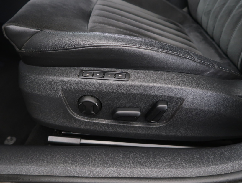 Škoda Superb, 2016
