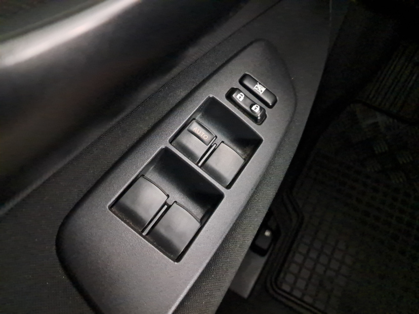 Toyota Auris, 2007