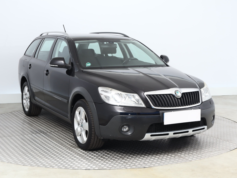 Škoda Octavia Scout, 2011