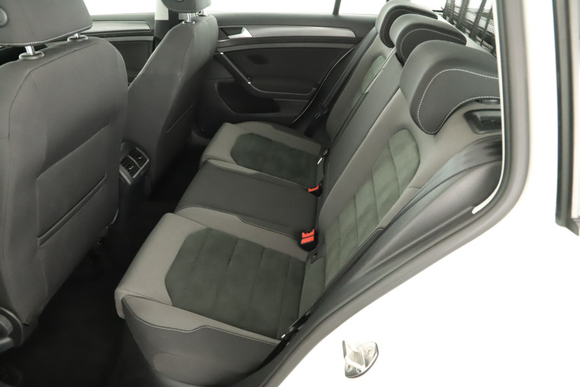 Volkswagen Golf, 2020