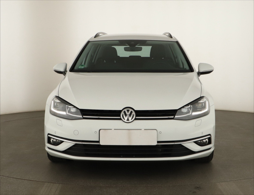 Volkswagen Golf, 2020