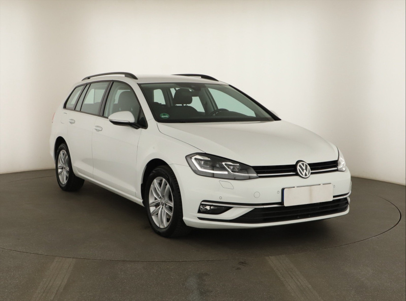 Volkswagen Golf, 2020