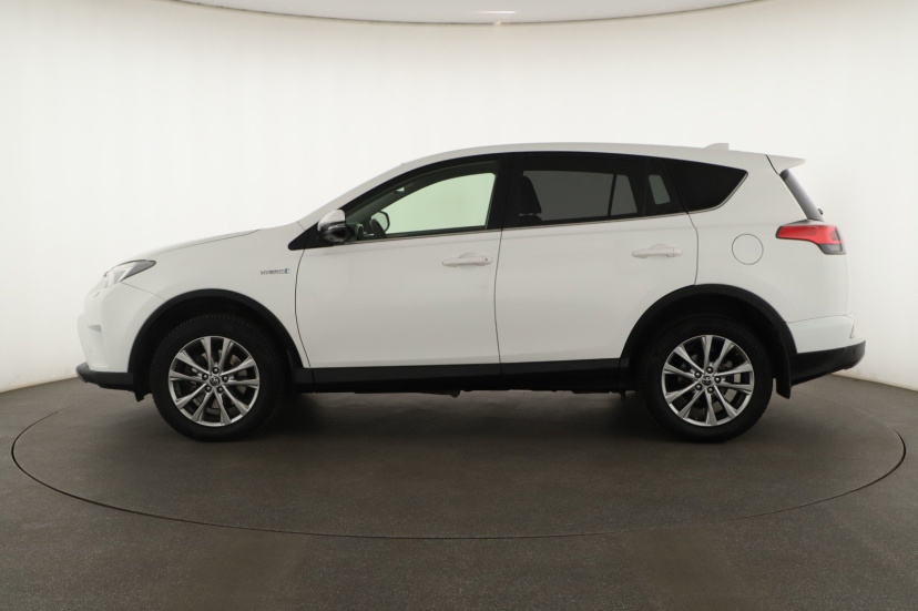 Toyota RAV 4, 2017