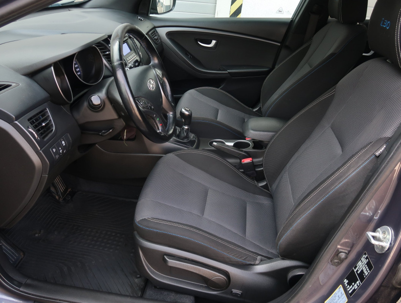 Hyundai i30, 2016