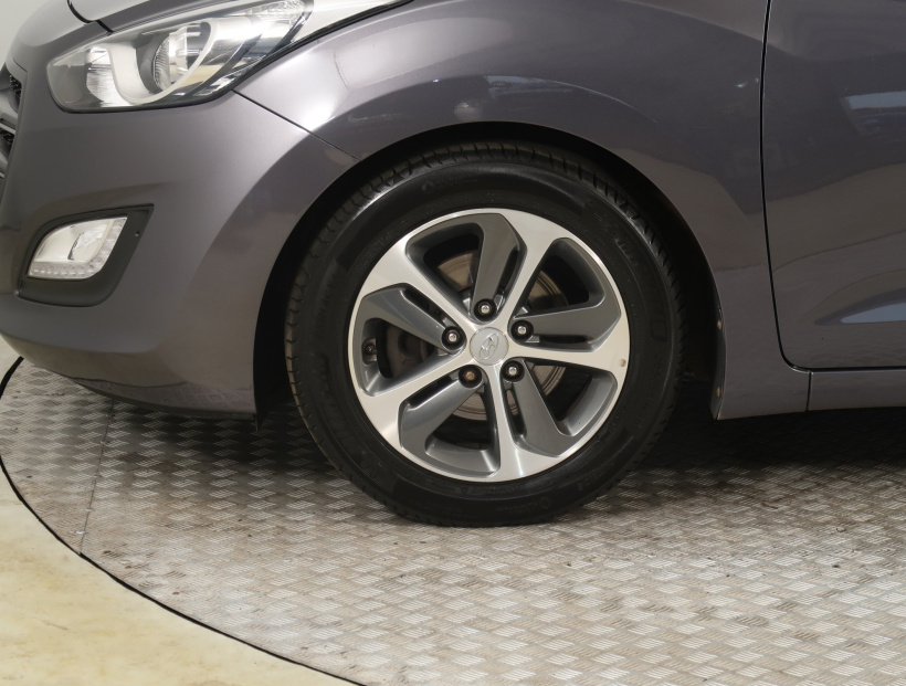 Hyundai i30, 2016