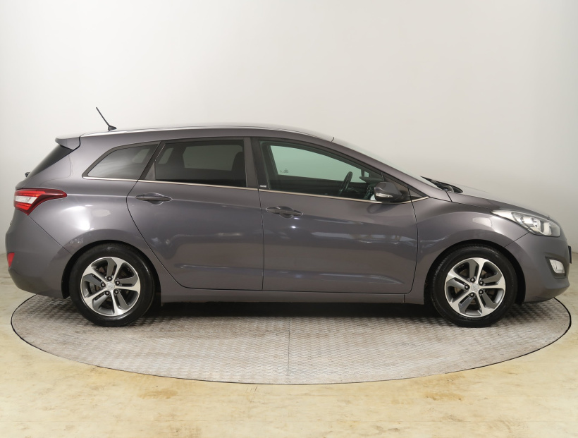 Hyundai i30, 2016