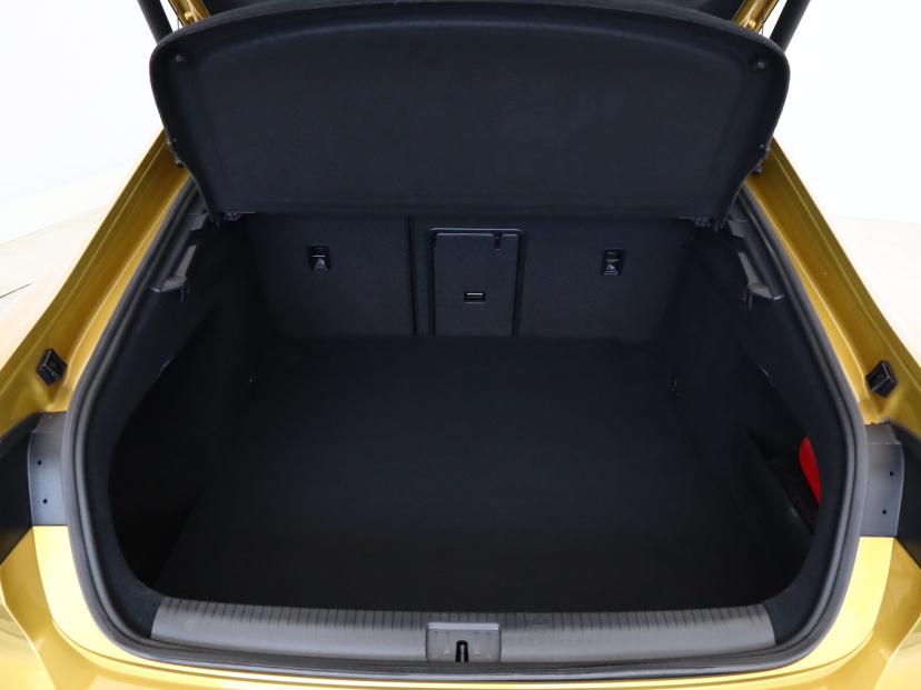 Volkswagen Arteon, 2019