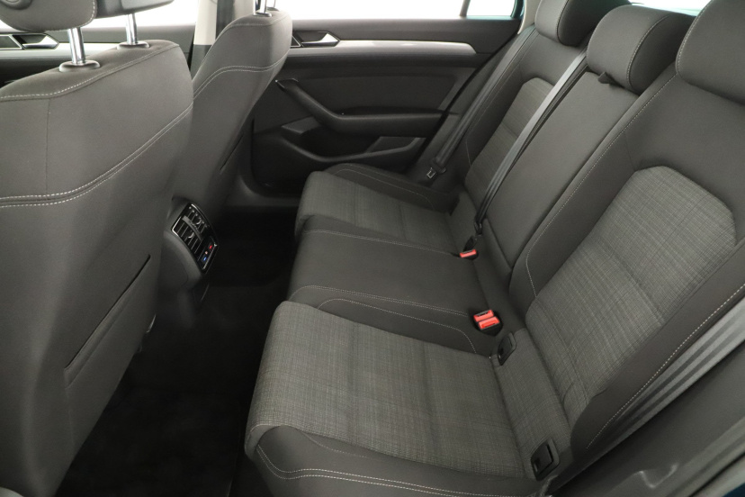 Volkswagen Passat, 2019