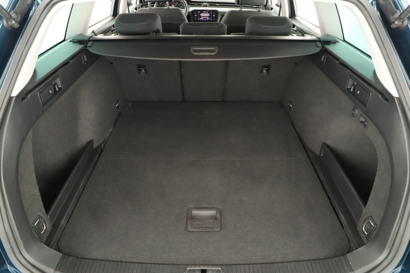 Volkswagen Passat, 2019