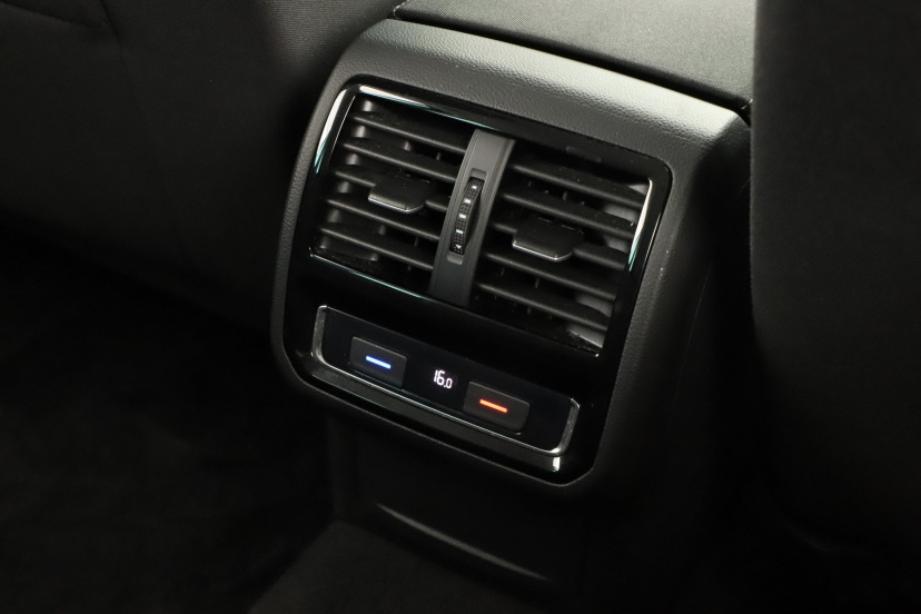 Volkswagen Passat, 2019