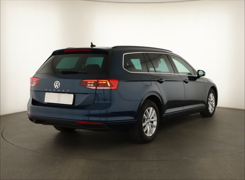 Volkswagen Passat, 2019