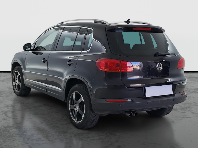Volkswagen Tiguan, 2015