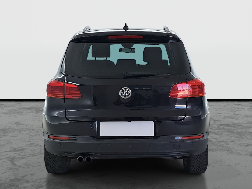 Volkswagen Tiguan, 2015