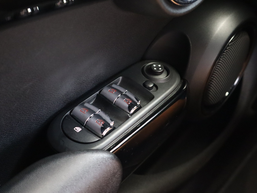 MINI 5-door, 2017