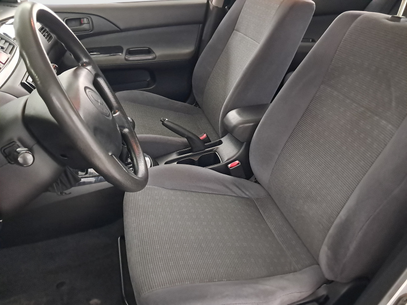 Mitsubishi Lancer, 2005