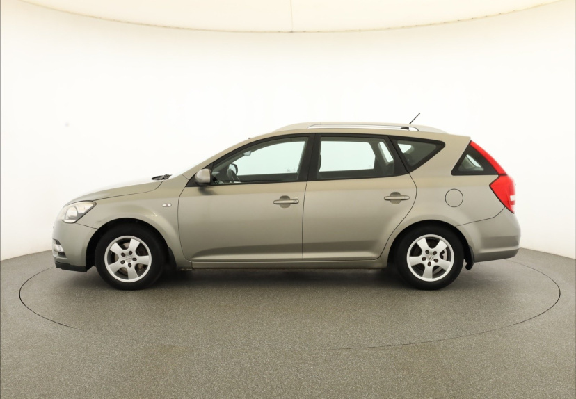 Kia Ceed, 2011