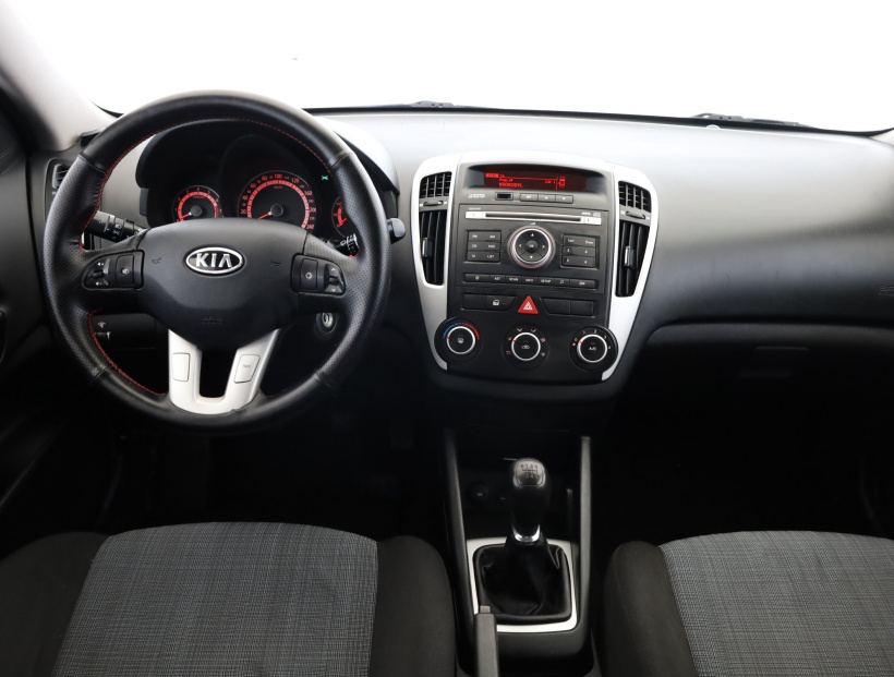 Kia Ceed, 2011