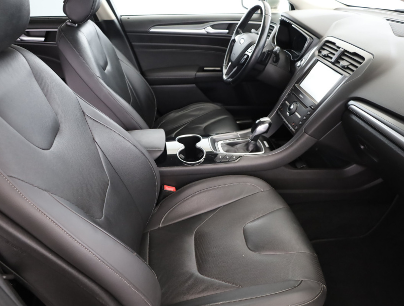 Ford Mondeo, 2015