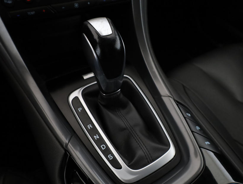 Ford Mondeo, 2015