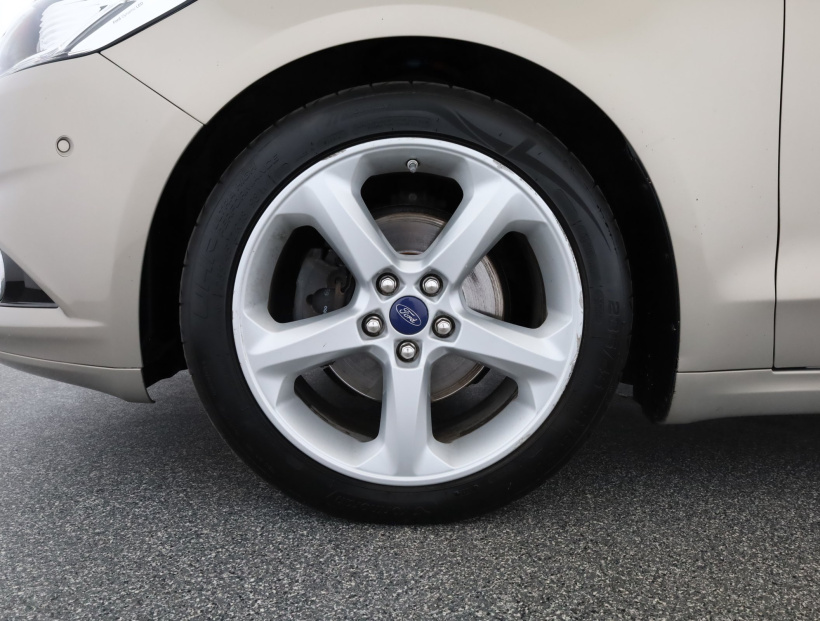 Ford Mondeo, 2015